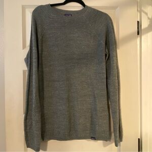 Patagonia Men's Gray Crewneck Sweater